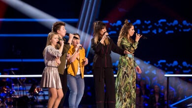Vanesa Martín y Pastora Soler junto a sus talents cantan ‘Contamíname’ en ‘La Voz Kids’ 