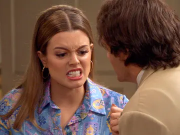 Lourdes ve a Jacobo como un monstruo tras creer que ha atacado a Luis Lourdes ve a Jacobo como un monstruo tras creer que ha atacado a Luis