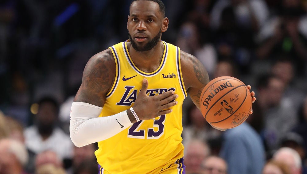 LeBron James, con los Lakers