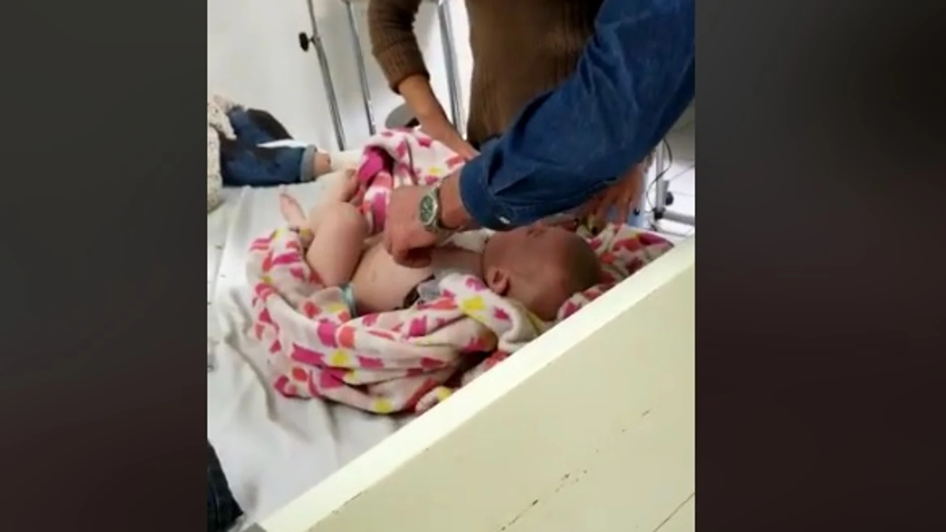 Uno de los menores que sobrevivió al ataque Uno de los menores que sobrevivió al ataque