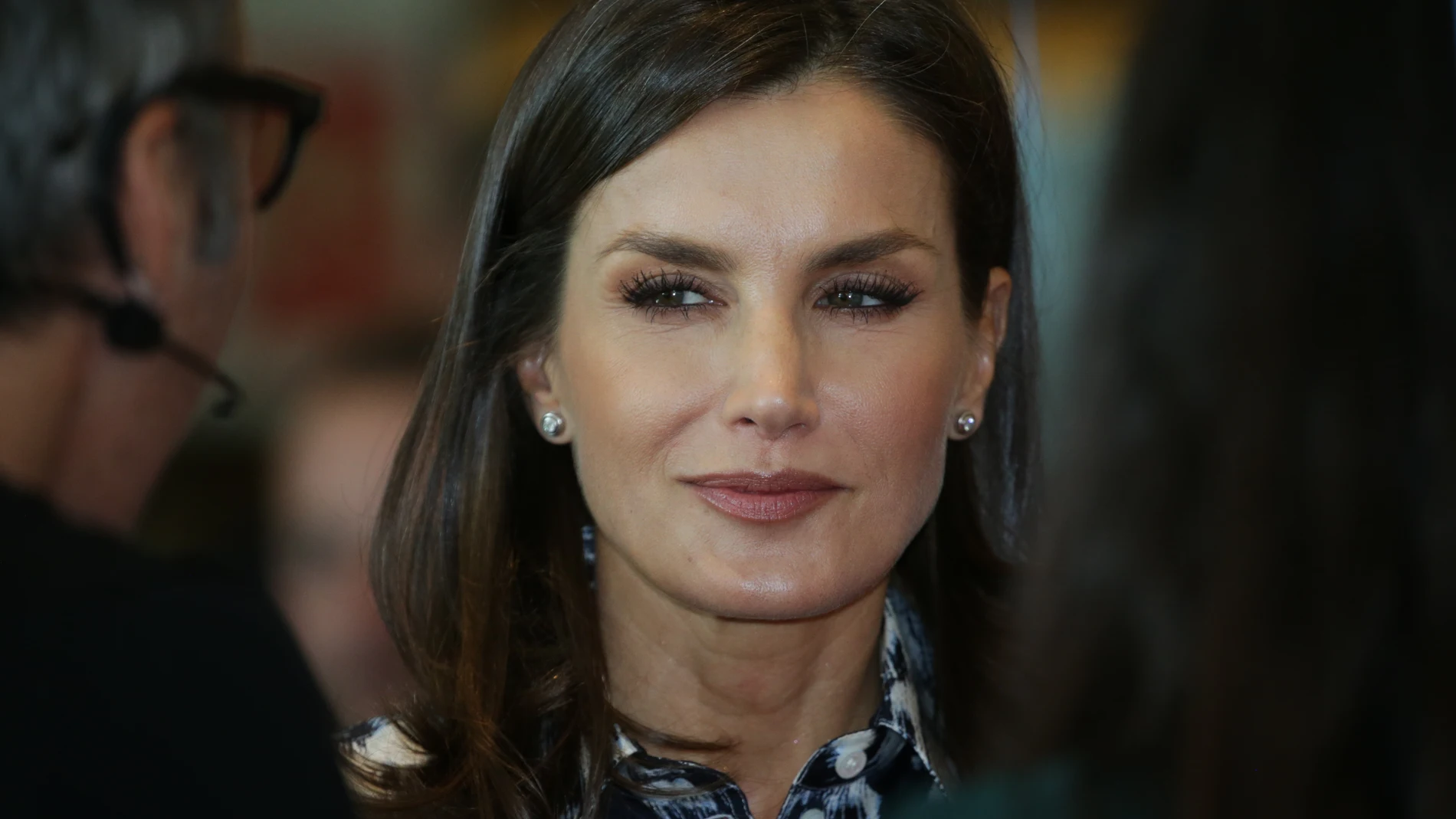 Lotería de Navidad 2019: La Reina Letizia ha sido uno de los famosos a los que les ha tocado el sorteo de Navidad Lotería de Navidad 2019: La Reina Letizia ha sido uno de los famosos a los que les ha tocado el sorteo de Navidad