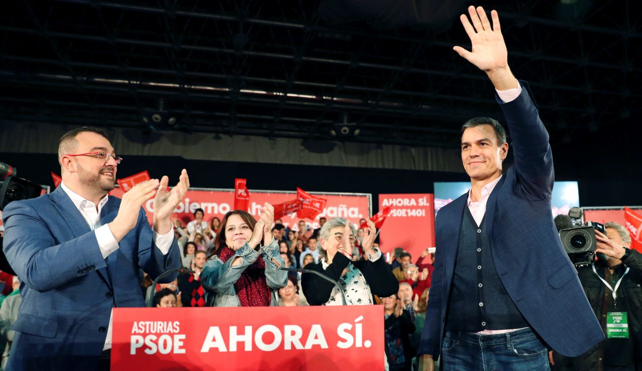Pedro Sánchez en un acto de campaña Pedro Sánchez en un acto de campaña