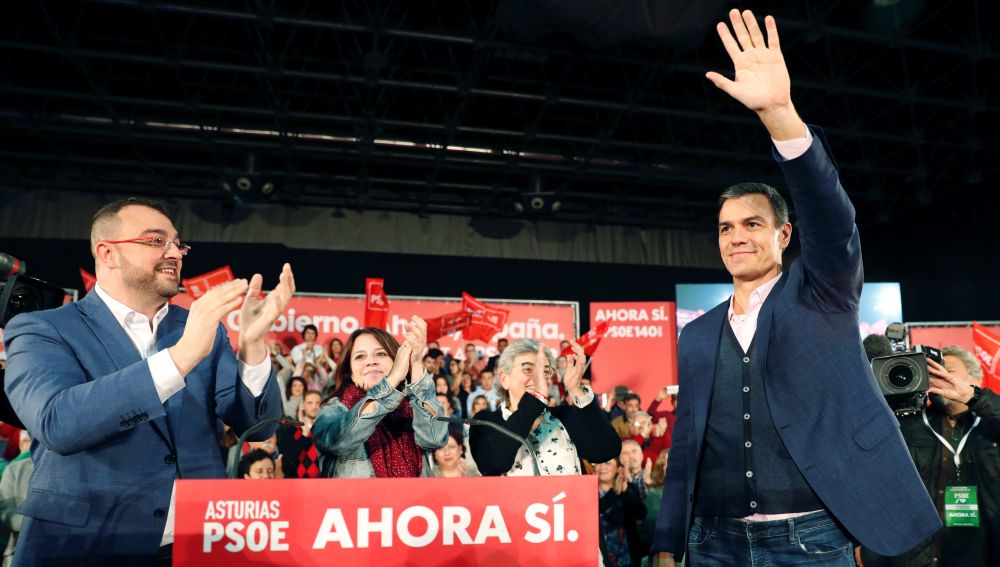 Pedro Sánchez en un acto de campaña 