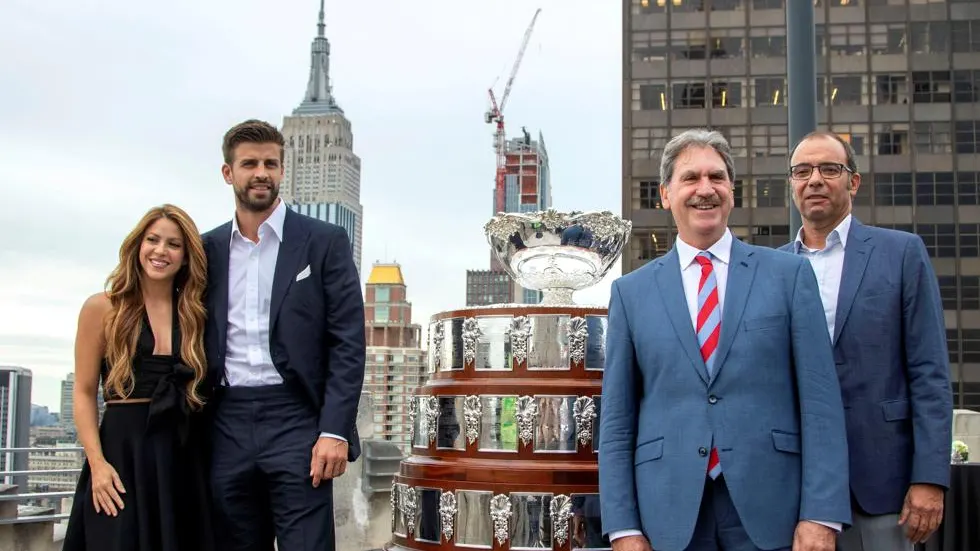 Sakira y Piqué con la Copa Davis Copa Davis