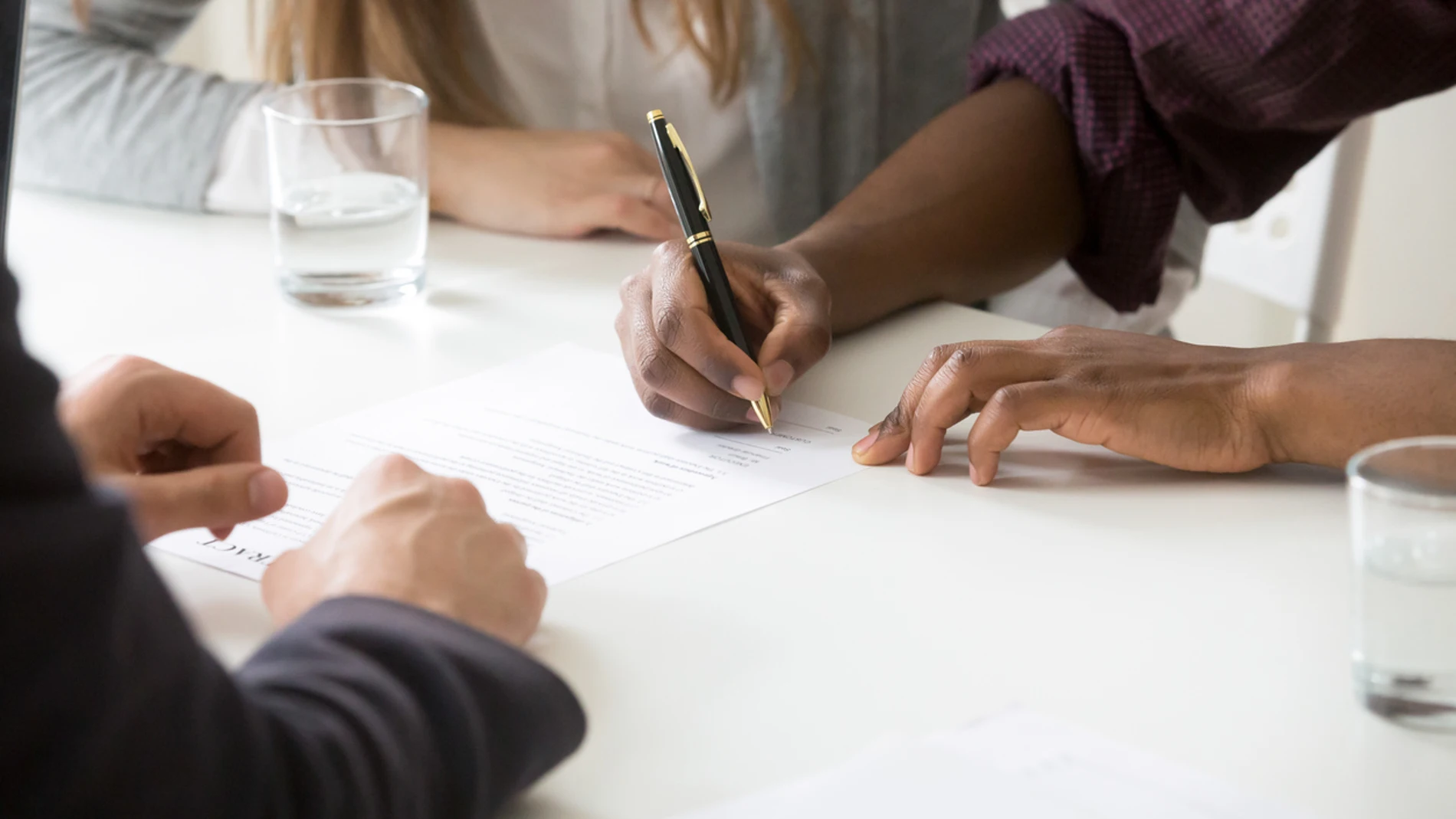 Firma de contrato Firma de contrato