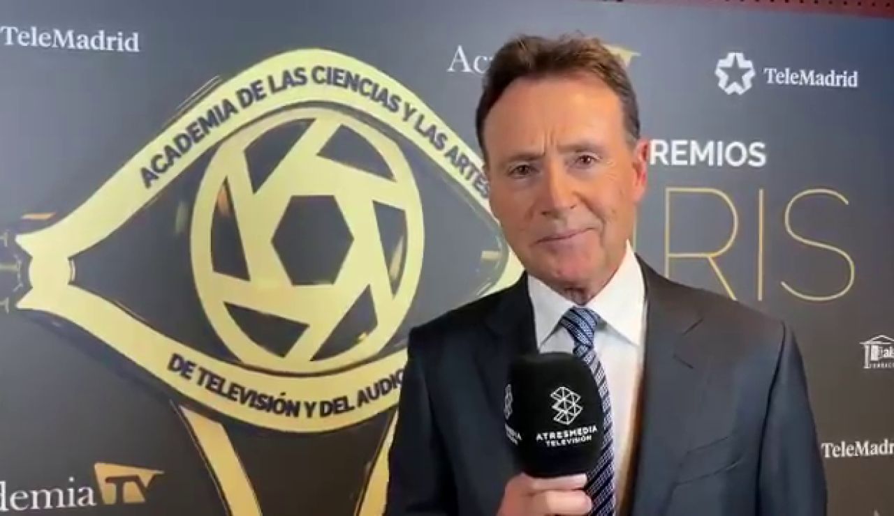 Matías Prats tras recoger el Premio a la Trayectoria en los Premios Iris: "Una noche emocionante" Matías Prats tras recoger el Premio a la Trayectoria en los Premios Iris: "Una noche emocionante"