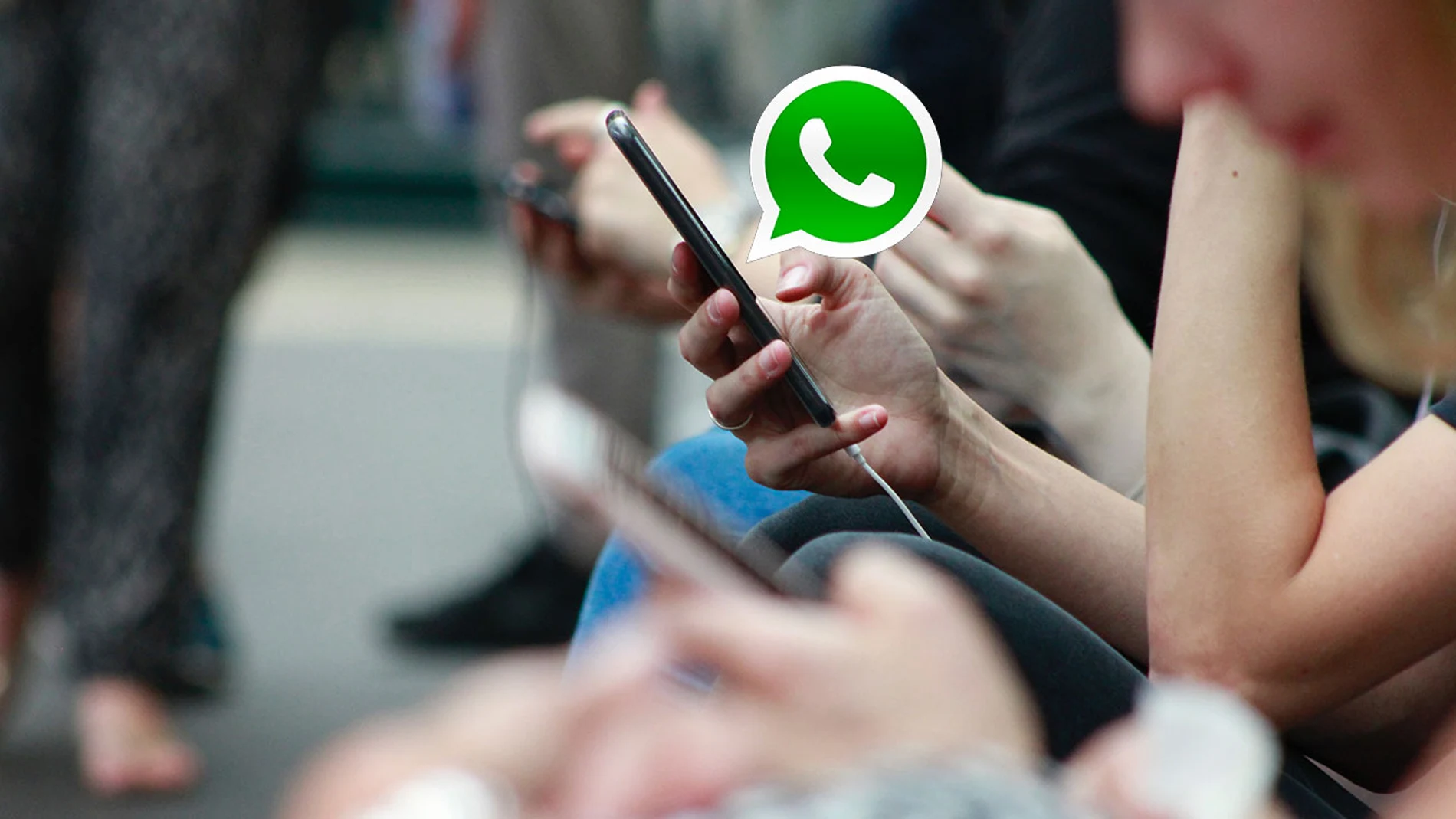 WhatsApp WhatsApp