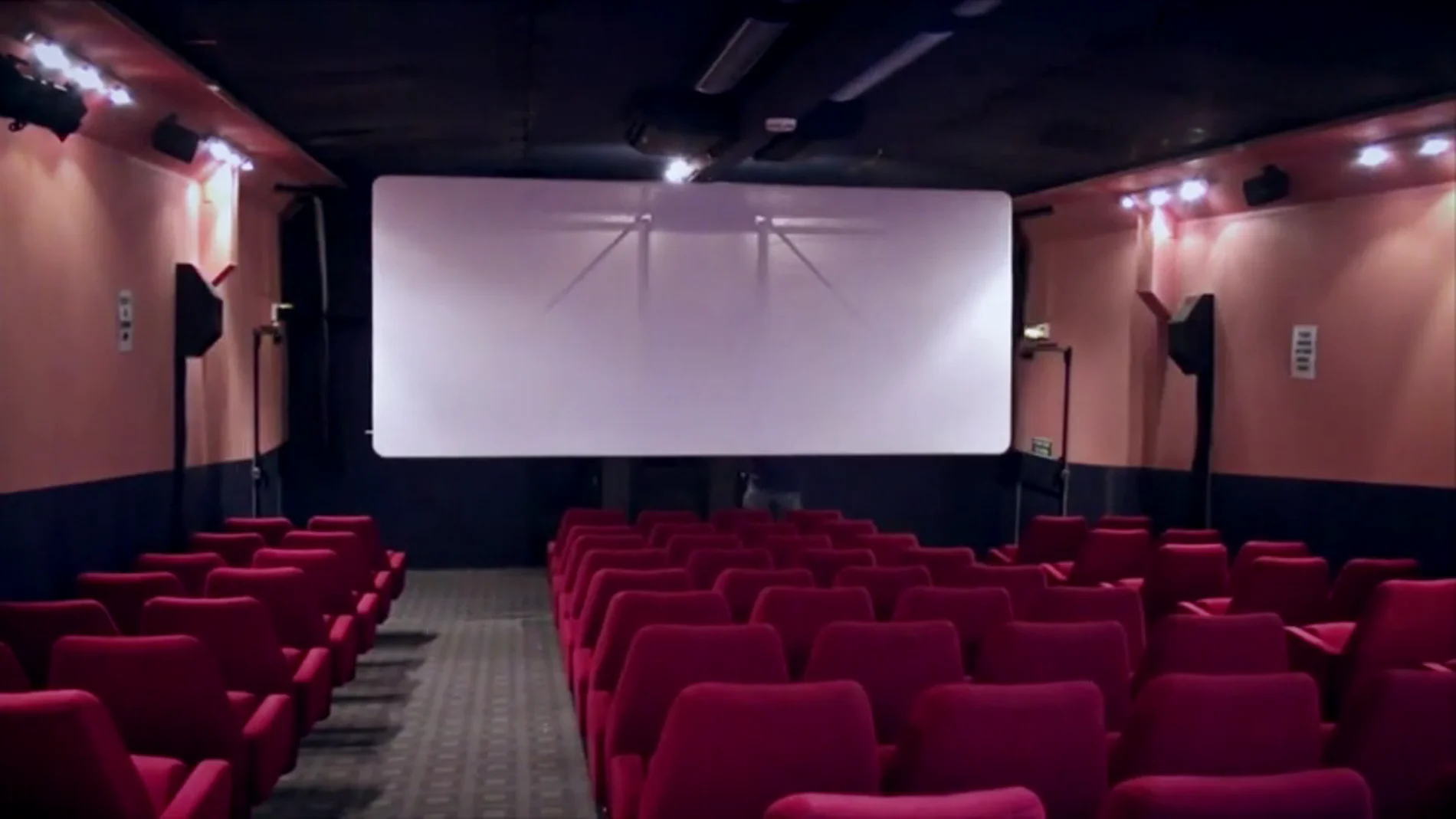 Una sala de cine ambulante: la solución escocesa que impulsaría el ocio en las zonas rusales de España Una sala de cine ambulante: la solución escocesa que impulsaría el ocio en las zonas rusales de España