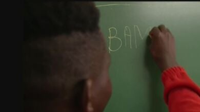 Un instituto de Torremolinos se moviliza para que no cambien de centro a Bamba, un marfileño tutelado
