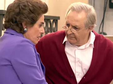 Pelayo remueve la conciencia de Benigna y complica su bingo 'solidario' Pelayo remueve la conciencia de Benigna y complica su bingo 'solidario'