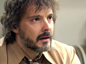 Guillermo, hundido al descubrir la dolorosa verdad sobre Julia y la muerte de Adela Guillermo, hundido al descubrir la dolorosa verdad sobre Julia y la muerte de Adela