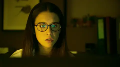 Triana, destrozada con el vídeo sexual de Macarena y Hugo Triana, destrozada con el vídeo sexual de Macarena y Hugo