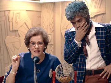 El timo de Benigna a sus amigas 'cotorras', a punto de ser descubierto El timo de Benigna a sus amigas 'cotorras', a punto de ser descubierto