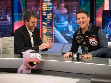 "¿Alguna vez te has puesto tus propias canciones para hacer el amor?", Dani Martín cuenta toda la verdad en 'El Hormiguero 3.0' "¿Alguna vez te has puesto tus propias canciones para hacer el amor?", Dani Martín cuenta toda la verdad en 'El Hormiguero 3.0'