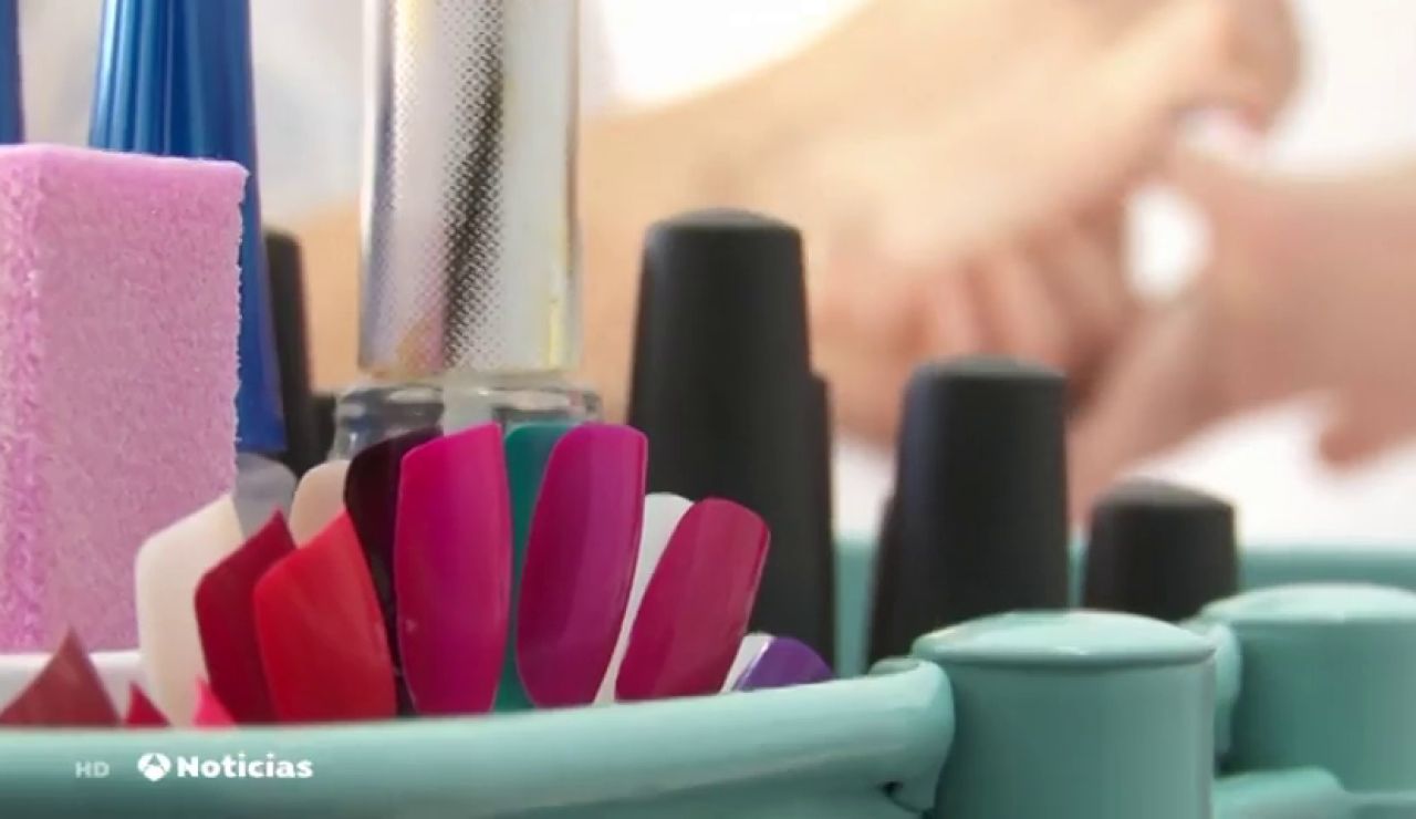 Localizan en Madrid un local que distribuía sin licencia de productos de uñas "cancerígenos" y "explosivos" Localizan en Madrid un local que distribuía sin licencia de productos de uñas "cancerígenos" y "explosivos"