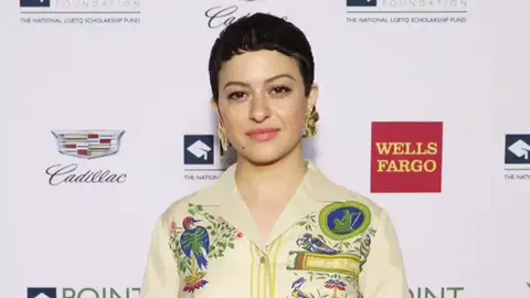 Alia Shawkat, la posible nueva novia de Brad Pitt Alia Shawkat, la posible nueva novia de Brad Pitt