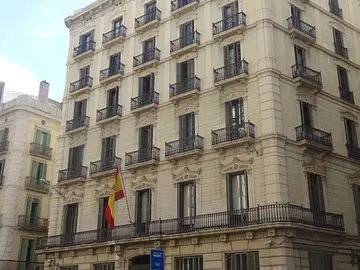 El Gobierno no descarta trasladar la comisaría de Via Laietana de Barcelona El Gobierno no descarta trasladar la comisaría de Via Laietana de Barcelona