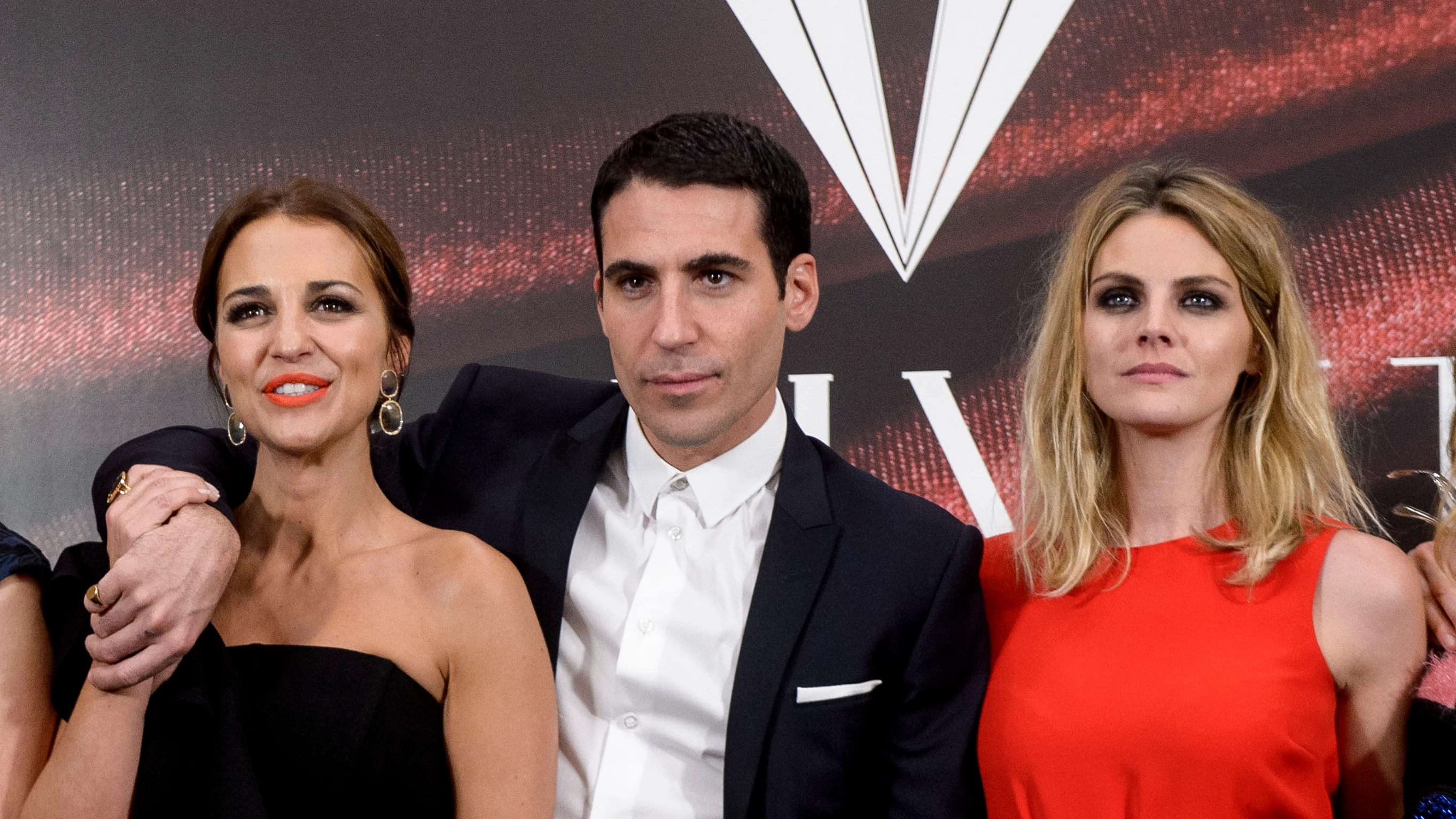 Amaia Salamanca, Paula Echevarría y Miguel Ángel Silvestre en 'Velvet' Amaia Salamanca, Paula Echevarría y Miguel Ángel Silvestre en 'Velvet'