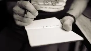 Escribiendo una carta Escribiendo una carta