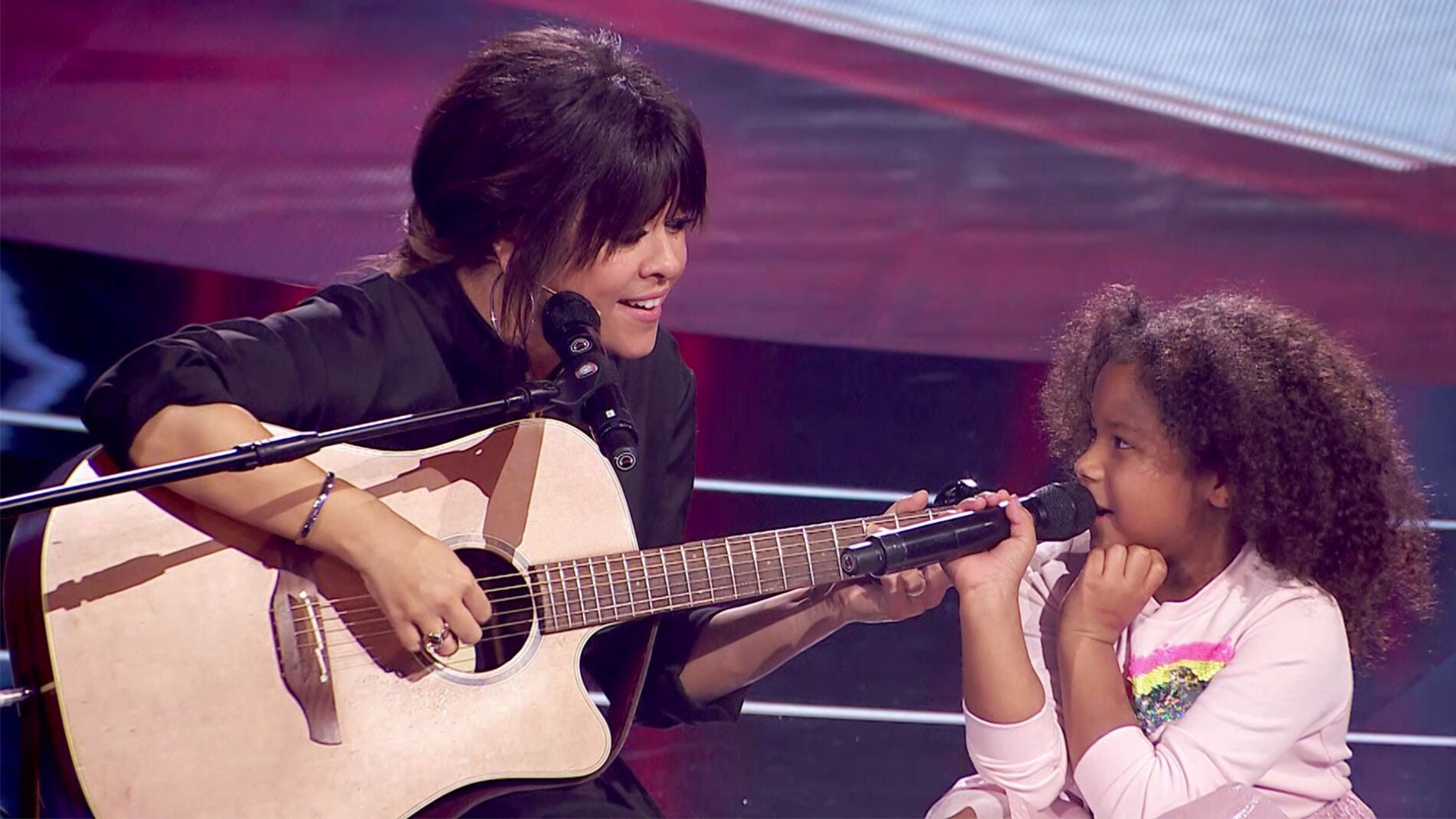 Yolaini Vi&ntilde;as desata las risas cantando 'Nos faltaron cereales' con Vanesa Mart&iacute;n en los Asaltos 'La Voz Kids'
