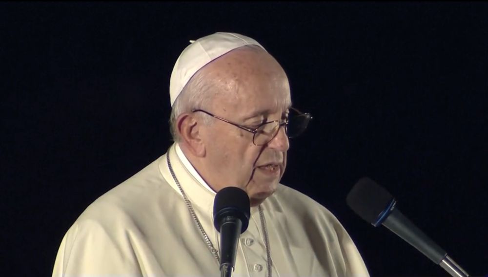 El Papa Francisco se recupera de su operación de colon y ofrece una misa desde el hospital