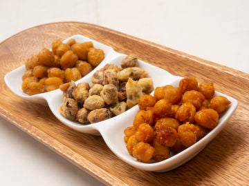 Aperitivos salados garbanzos tostados y pistachos en tempura