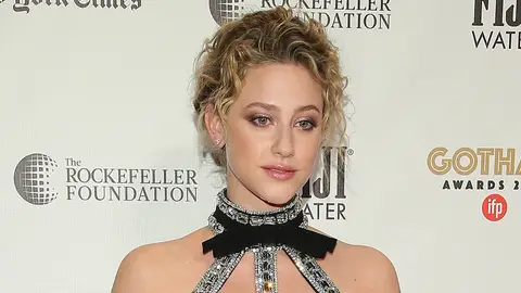 Lili Reinhart en los Gotham Awards Lili Reinhart en los Gotham Awards