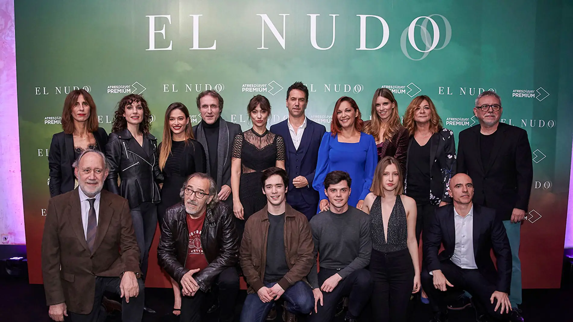 El equipo de 'El Nudo' en la fiesta de presentación