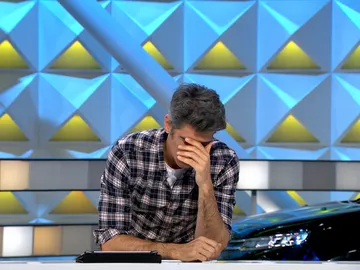 El accesorio de Laura Moure que Jorge Fernández no quiere ni ver en 'La ruleta de la suerte' El accesorio de Laura Moure que Jorge Fernández no quiere ni ver en 'La ruleta de la suerte'