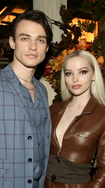 Thomas Doherty y Dove Cameron Thomas Doherty y Dove Cameron