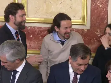 Arrimadas, Iglesias y Espinosa de los Monteros se divierten Arrimadas, Iglesias y Espinosa de los Monteros se divierten