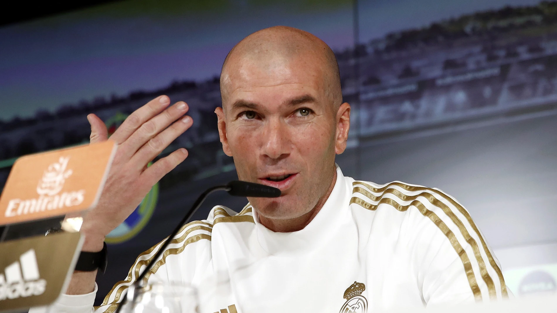 Zinedine Zidane, en rueda de prensa Zinedine Zidane, en rueda de prensa