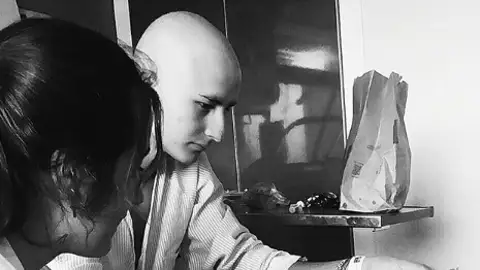 Rocío Talavera y Rodrigo Osborne, creadores de 'Adol-essence' Rocío Talavera y Rodrigo Osborne, creadores de 'Adol-essence'