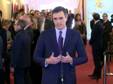 Pedro Sánchez: "El marco constitucional puede dar respuesta a la crisis territorial" Pedro Sánchez: "El marco constitucional puede dar respuesta a la crisis territorial"