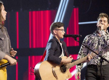 Una versión inédita de 'Dígale' en las voces de David Bisbal, María Expósito y Salvador Bermúdez en la Semifinal de 'La Voz Kids'