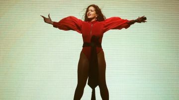 Rosalía durante el primero de sus dos conciertos en el Palau Sant Jordi de Barcelona Rosalía durante el primero de sus dos conciertos en el Palau Sant Jordi de Barcelona