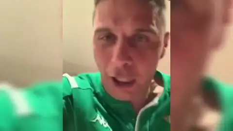 Joaquín celebra su hat-trick con un nuevo troleo en Instagram: "Me voy a quedar en casa porque estoy reventado..." Joaquín celebra su hat-trick con un nuevo troleo en Instagram: "Me voy a quedar en casa porque estoy reventado..."