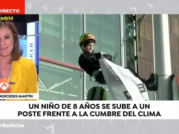 Inspirados por Greta Thumberg: Un niño alemán de 8 años escala a una farola en Madrid para luchar contra la crisis climática Inspirados por Greta Thumberg: Un niño alemán de 8 años escala a una farola en Madrid para luchar contra la crisis climática