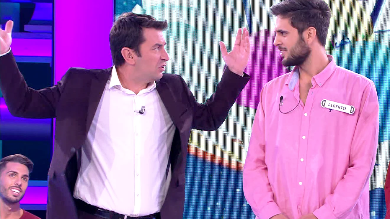 Duelo de chistes futboleros entre Arturo Valls y Alberto en '¡Ahora caigo!' Duelo de chistes futboleros entre Arturo Valls y Alberto en '¡Ahora caigo!'