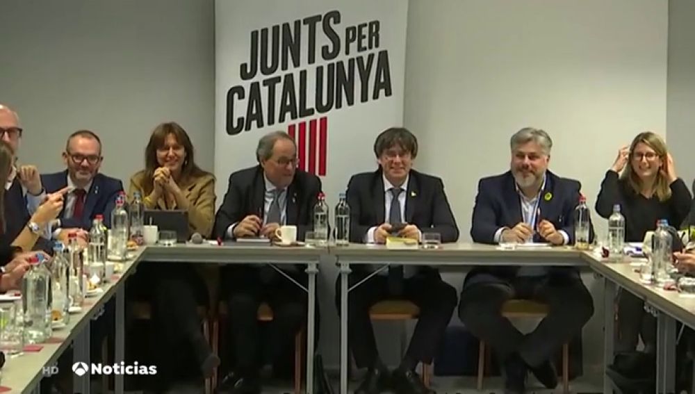 REEMPLAZO Puigdemont y Torra presiden este lunes una reunión de JxCat en Bruselas