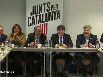 REEMPLAZO Puigdemont y Torra presiden este lunes una reunión de JxCat en Bruselas