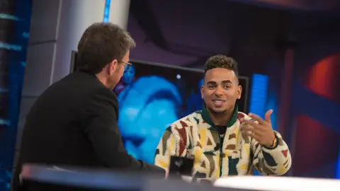 Ozuna revela la excéntrica cifra de dinero que cuesta el objeto más preciado de su colección Ozuna revela la excéntrica cifra de dinero que cuesta el objeto más preciado de su colección