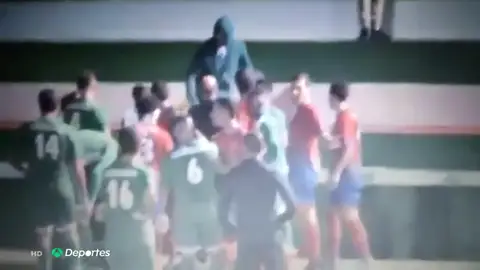 El autor de las amenazas a la colegiada en Fuerteventura es un exjugador ya sancionado por agredir a un árbitro El autor de las amenazas a la colegiada en Fuerteventura es un exjugador ya sancionado por agredir a un árbitro