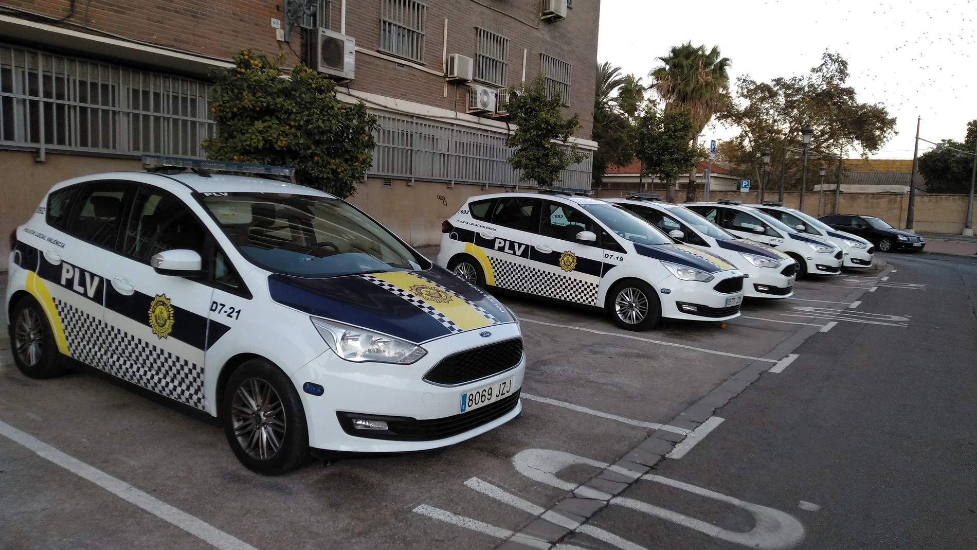 Coches de la Policía Local de València Coches de la Policía Local de València