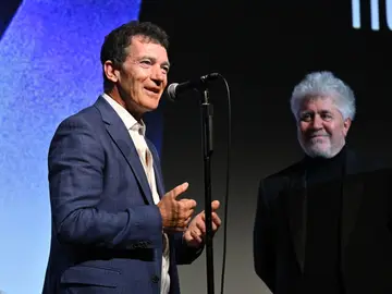 Antonio Banderas y Pedro Almodóvar Antonio Banderas y Pedro Almodóvar