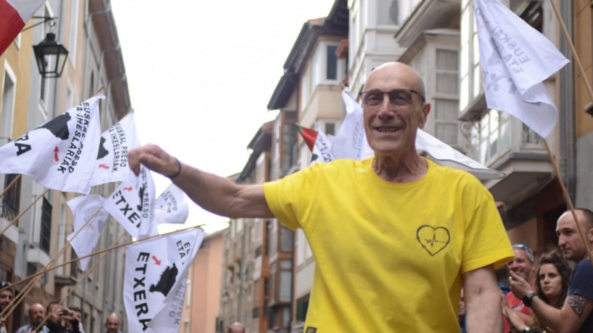 Recibimiento al etarra José Ramón López de Abetxuko Recibimiento al etarra José Ramón López de Abetxuko