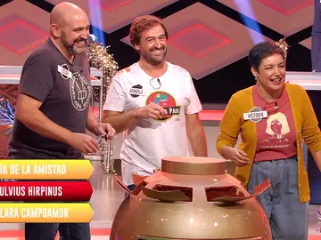La ingeniosa respuesta de Manolo, de 'Los dispersos', para detonar la bomba final de '¡Boom!' La ingeniosa respuesta de Manolo, de 'Los dispersos', para detonar la bomba final de '¡Boom!'