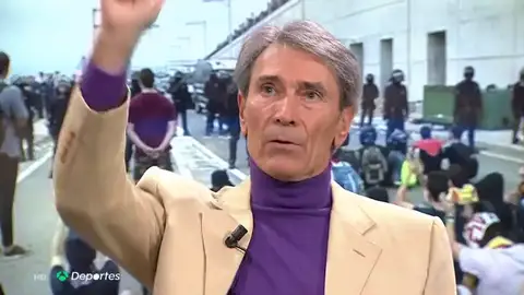 El alegato de 'Lobo' Carrasco contra las manifestaciones convocadas para el Clásico: "Estamos permitiendo que se manche el fútbol" El alegato de 'Lobo' Carrasco contra las manifestaciones convocadas para el Clásico: "Estamos permitiendo que se manche el fútbol"