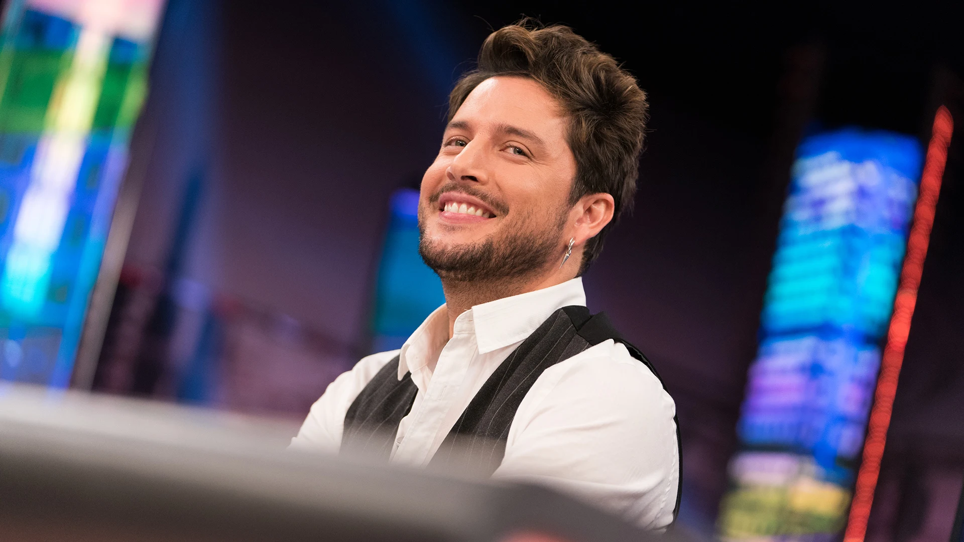 Manuel Carrasco habla en 'El Hormiguero 3.0' sobre la chica que le rechazó: "De ahí empezaron las primeras canciones" Manuel Carrasco habla en 'El Hormiguero 3.0' sobre la chica que le rechazó: "De ahí empezaron las primeras canciones"
