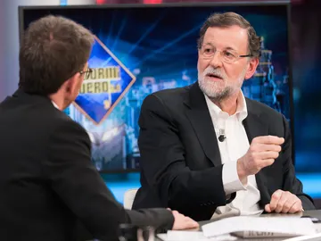 Mariano Rajoy valora en 'El Hormiguero 3.0' que Sánchez negocie con los independentistas: "Es malo para España" Mariano Rajoy valora en 'El Hormiguero 3.0' que Sánchez negocie con los independentistas: "Es malo para España"